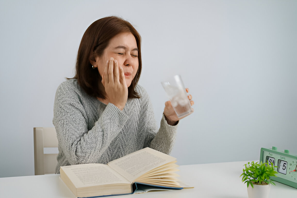 4 Cara Merawat Gigi Sensitif dengan Tepat
