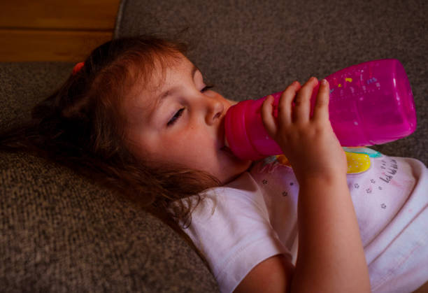 Penggunaan Botol Susu Berlebihan (Nursing Bottle Caries)