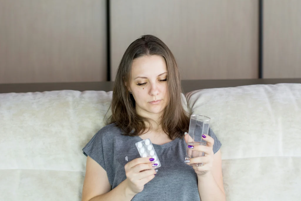 Tips Mengonsumsi Obat dengan Aman Sambil Tetap Memberikan ASI Klinik Gigi SATU Dental