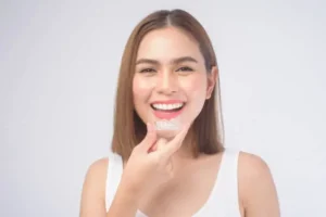 Apakah Retainer Gigi Kawat Cocok Untuk Anda? Yuk Cari Tahu!