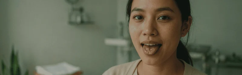 Kenali Leukoplakia, Kondisi Bercak Putih Dalam Mulut!